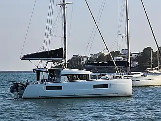 Lagoon 40 - External image