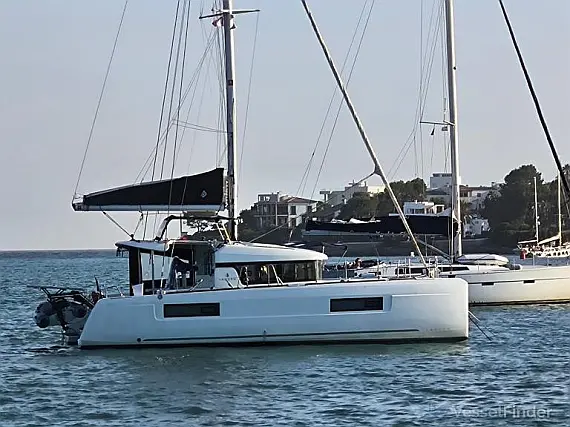 Lagoon 40