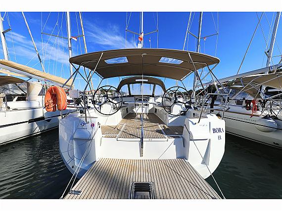 Sun Odyssey 519