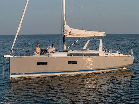 Oceanis 38.1 /3cab