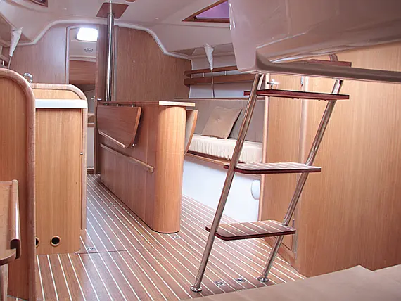Maxus 28 Standard ** - Internal image