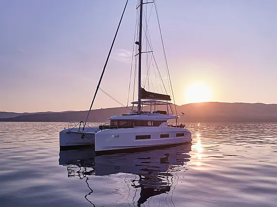 Lagoon 55