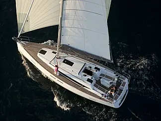 Sun Odyssey 409 - External image