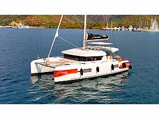 Lagoon 42 - External image