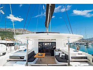 Lagoon 50 - External image