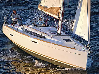 Sun Odyssey 379 - External image