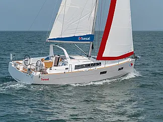 Oceanis 38 - External image