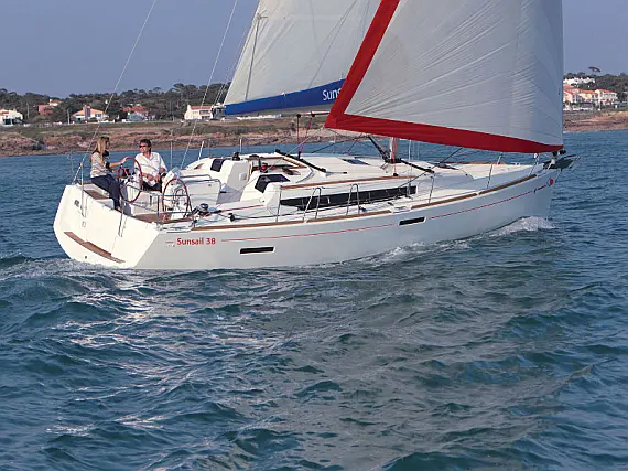 Sunsail 38 - Immagine esterna