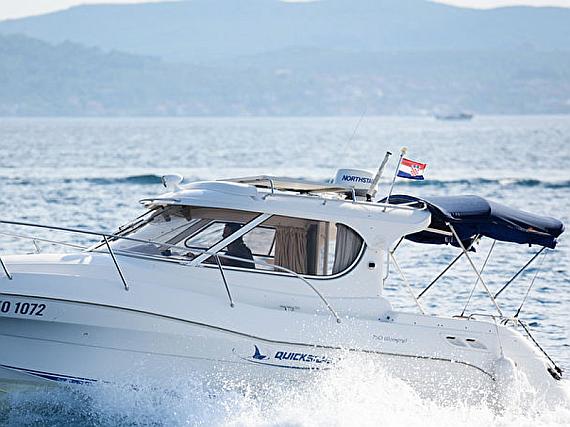 Quicksilver 750