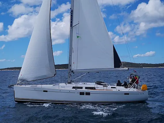 Hanse 505 - Immagine esterna