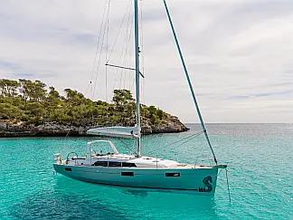 Oceanis 41.1 - External image