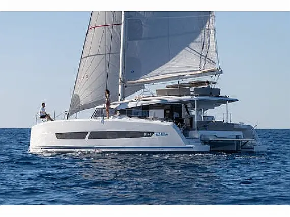 Fountaine Pajot New 44