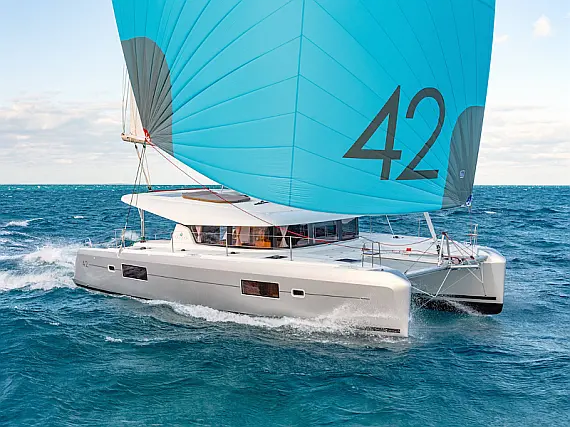 Lagoon 42 Owner version - Immagine esterna