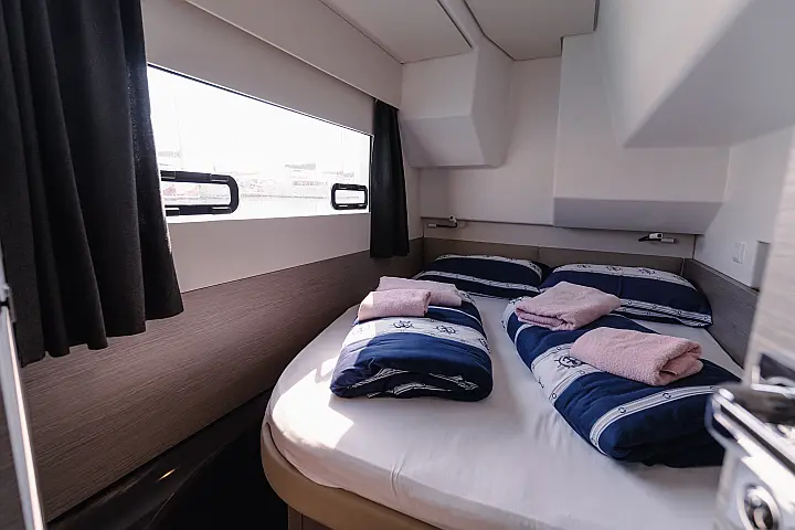 Fountaine Pajot MY4.S - cabin3
