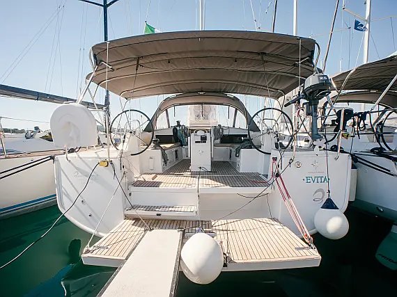 Sun Odyssey 490