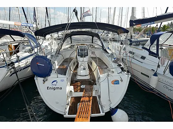 Bavaria 38 cruiser 