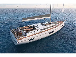 Bavaria C57 - External image