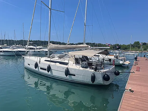 Dufour 430 Grand Large
