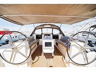 Dufour 460 Grand Large - External image