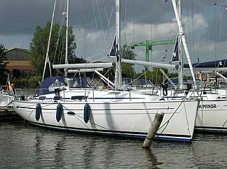 Bavaria 38 Cruiser - External image