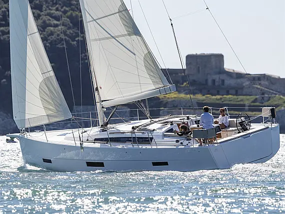 Dufour 430
