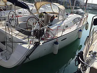 Oceanis 43 - External image