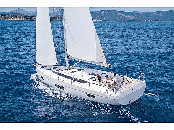 Bavaria C45 Style