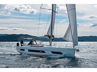Dufour 41 - External image