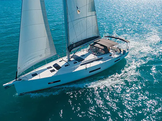 Dufour 530