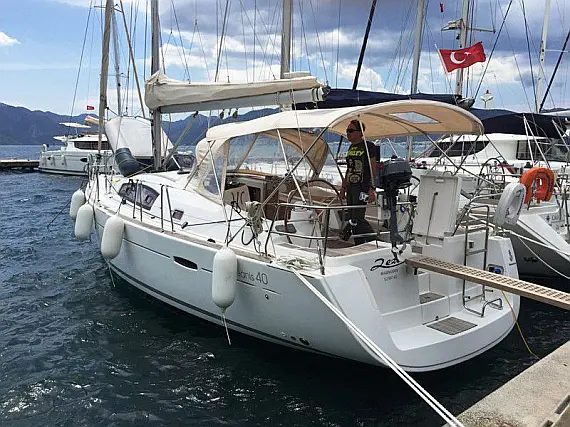 Oceanis 40
