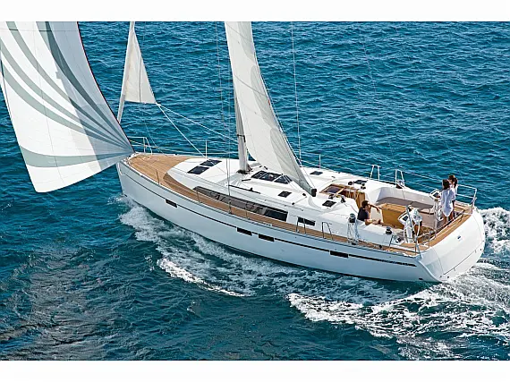 Bavaria Cruiser 46   - Immagine esterna