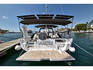 Dufour 470 - External image