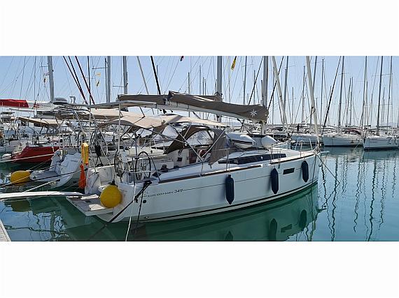 Sun Odyssey 349
