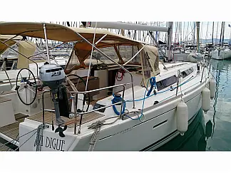 Dufour 405 RM - External image