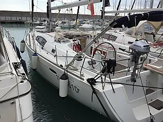 Oceanis 43 - External image