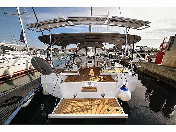 Bavaria C42