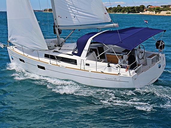 OCEANIS 38 BT