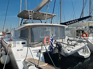 Lagoon 450  Flybridge - External image