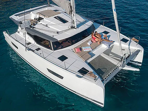 Fountaine Pajot Astréa 42 - Immagine esterna