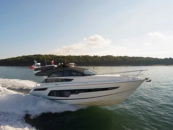 Fairline Squadron 50 - Immagine esterna