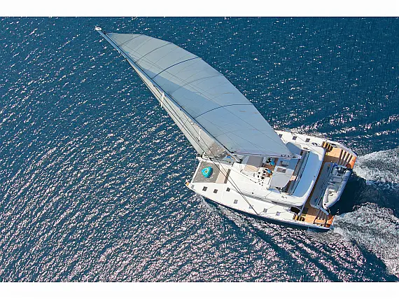 Lagoon 620