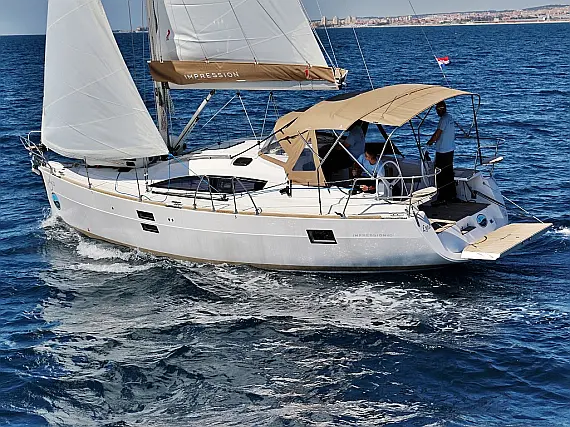 ELAN 40 Impression BT