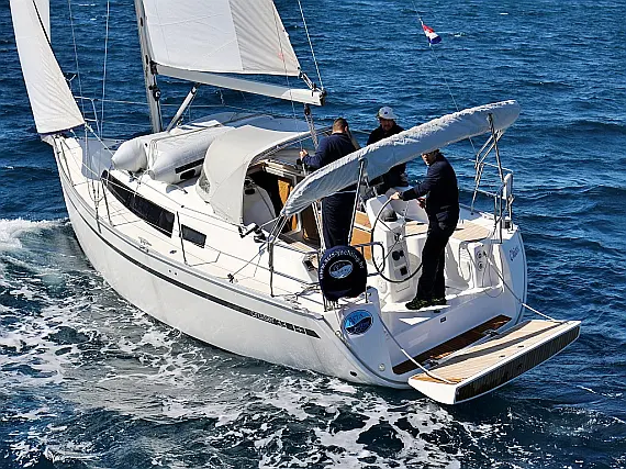 BAVARIA C 33  - Immagine esterna