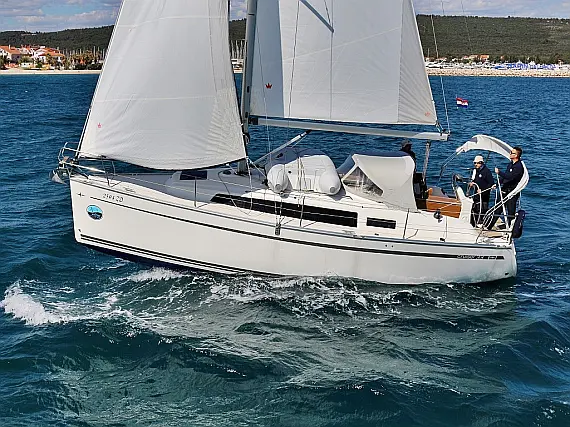 BAVARIA C 33  - Immagine esterna