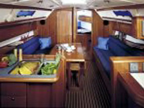 Bavaria 36 Cruiser - Internal image