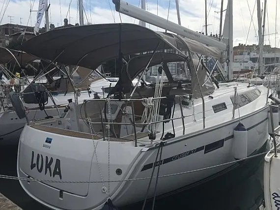 Bavaria Cruiser 37 - Immagine esterna