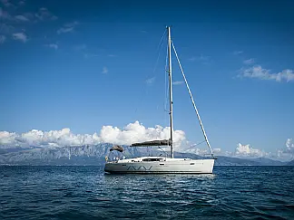 Oceanis 43 - External image