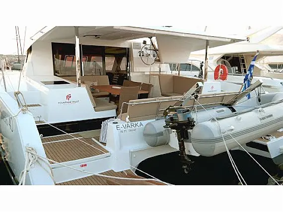 Lucia 40