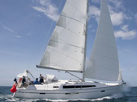 Bavaria Cruiser 46 - Immagine esterna