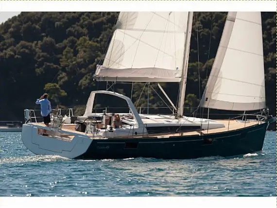 Beneteau Oceanis 48 - Immagine esterna